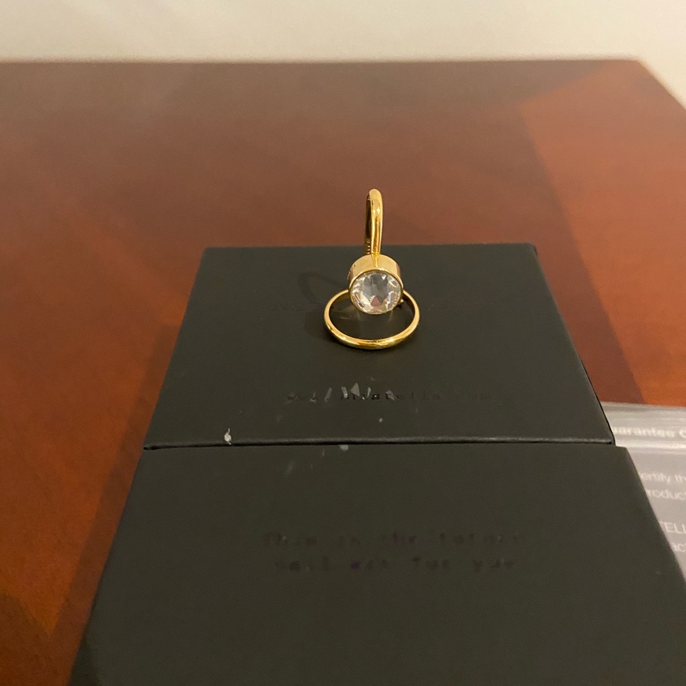 Nail Unistella finger ring white clear stone